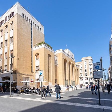 Twelve12 - Universita & Stazione Aparment Bari Zewnętrze zdjęcie