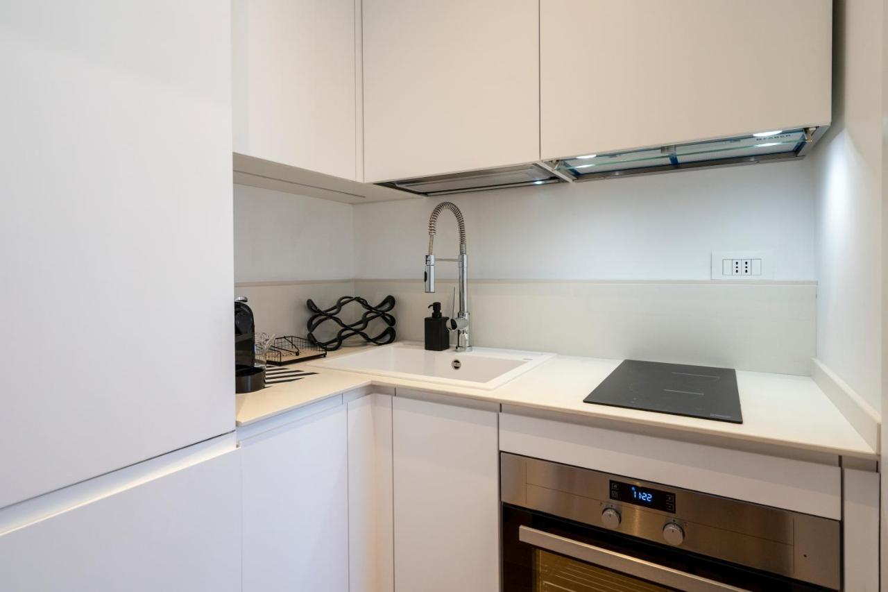 Twelve12 - Universita & Stazione Aparment Bari Zewnętrze zdjęcie